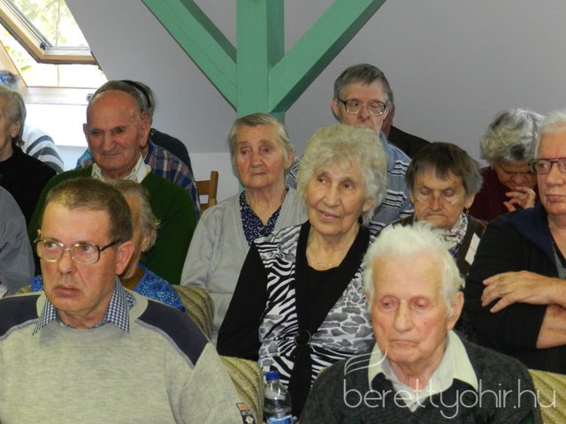 Az időseket köszöntötték 11